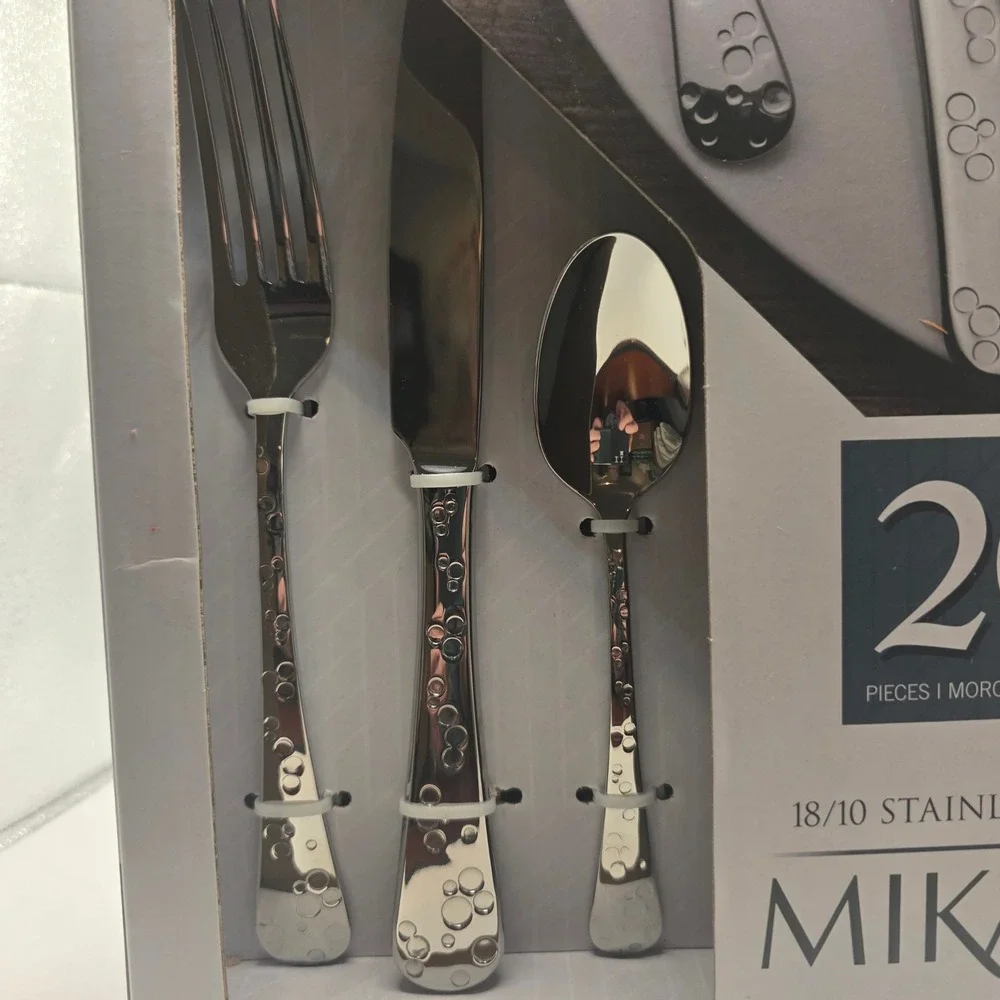 Mikasa Naya 20 Piece Flatware Set 18/10 Stainless Steel Service for 4 New